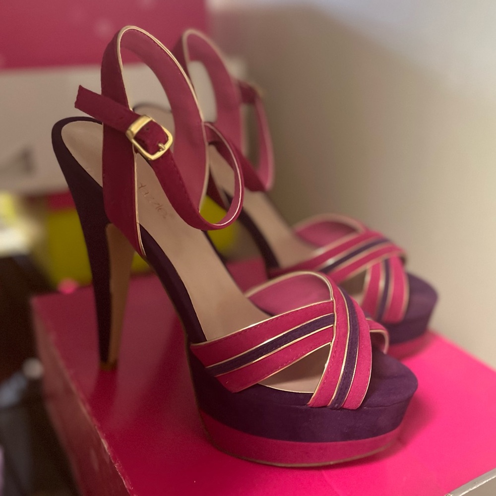 Y2K Platform Stiletto Heels Pink/Purple Colorblock w. Gold Detail